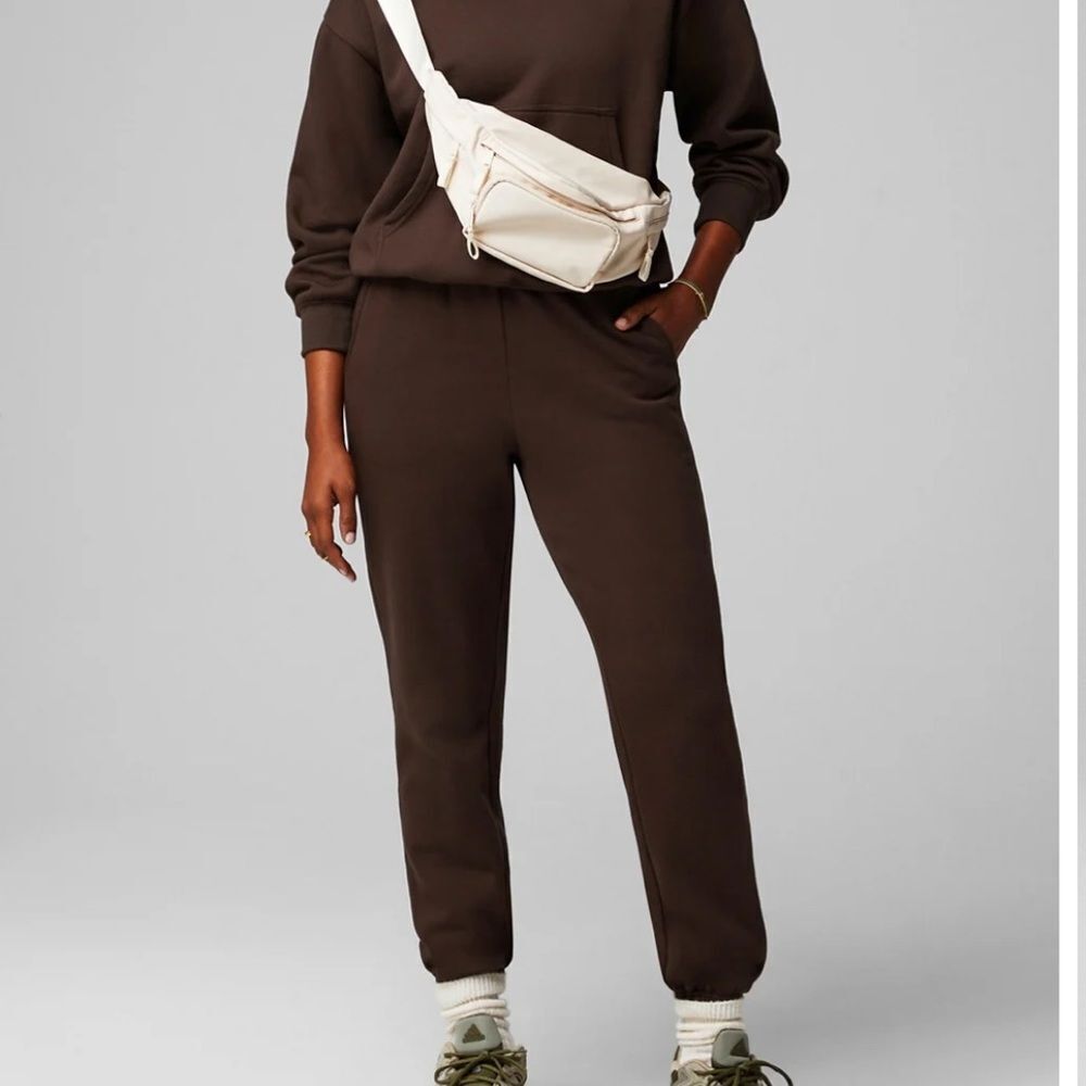 Fabletics Cozy Fleece Go-To Sweatpant Size L & XL Cacao NWT in packaging‎